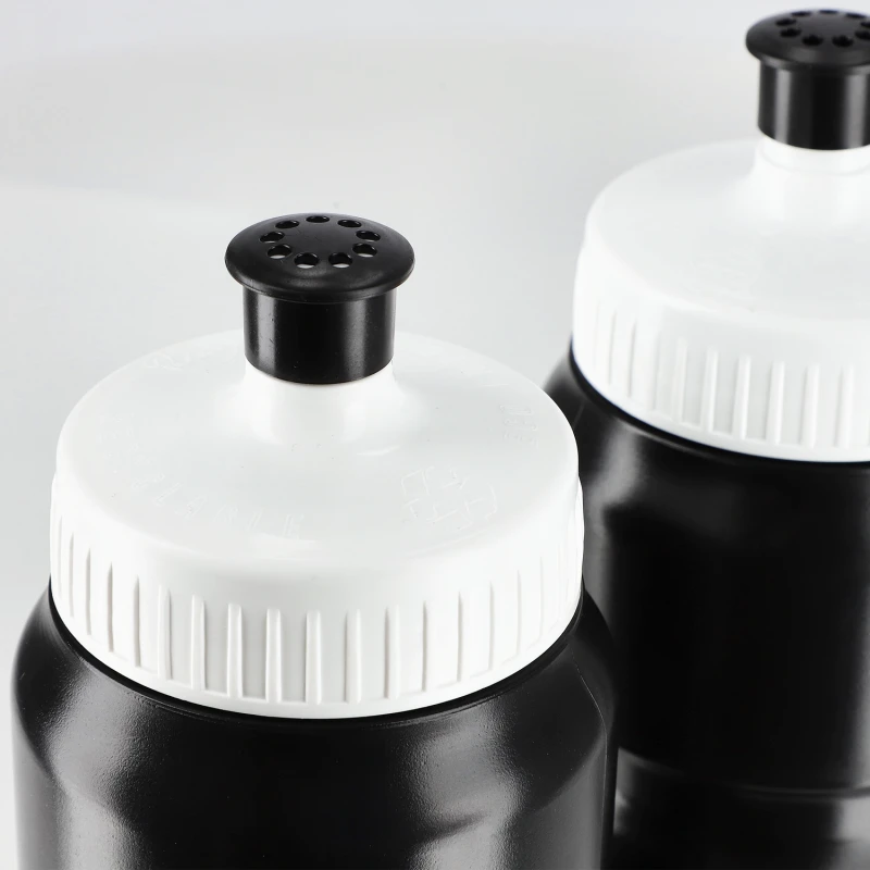 Bidon sportowy 750 ml z okienkiem